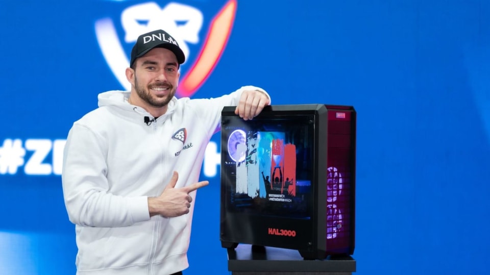 Vyhraj nadupané herní PC HAL3000 MČR